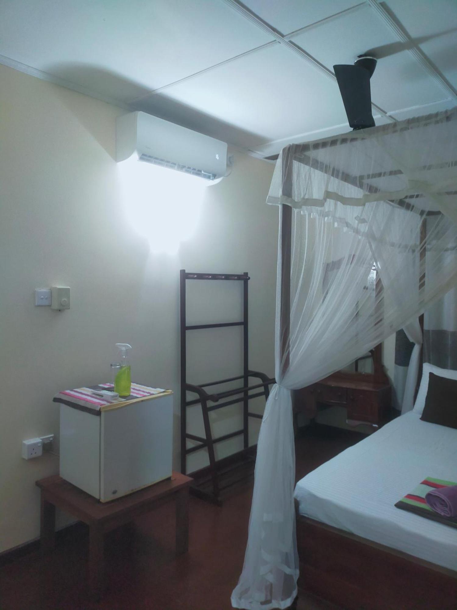 Lasindu Guest Ahangama Kültér fotó